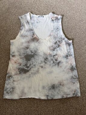 James Perse Tie-Dye V-Neck Tank Top - White, Gray, Pale Pink
